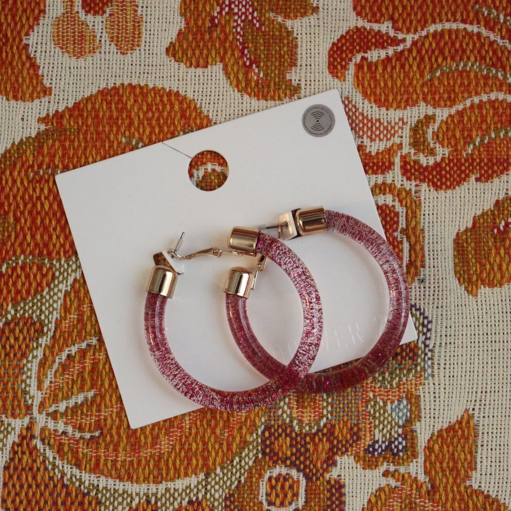 FREE NWT Forever 21 Earrings with $10 Purchase*